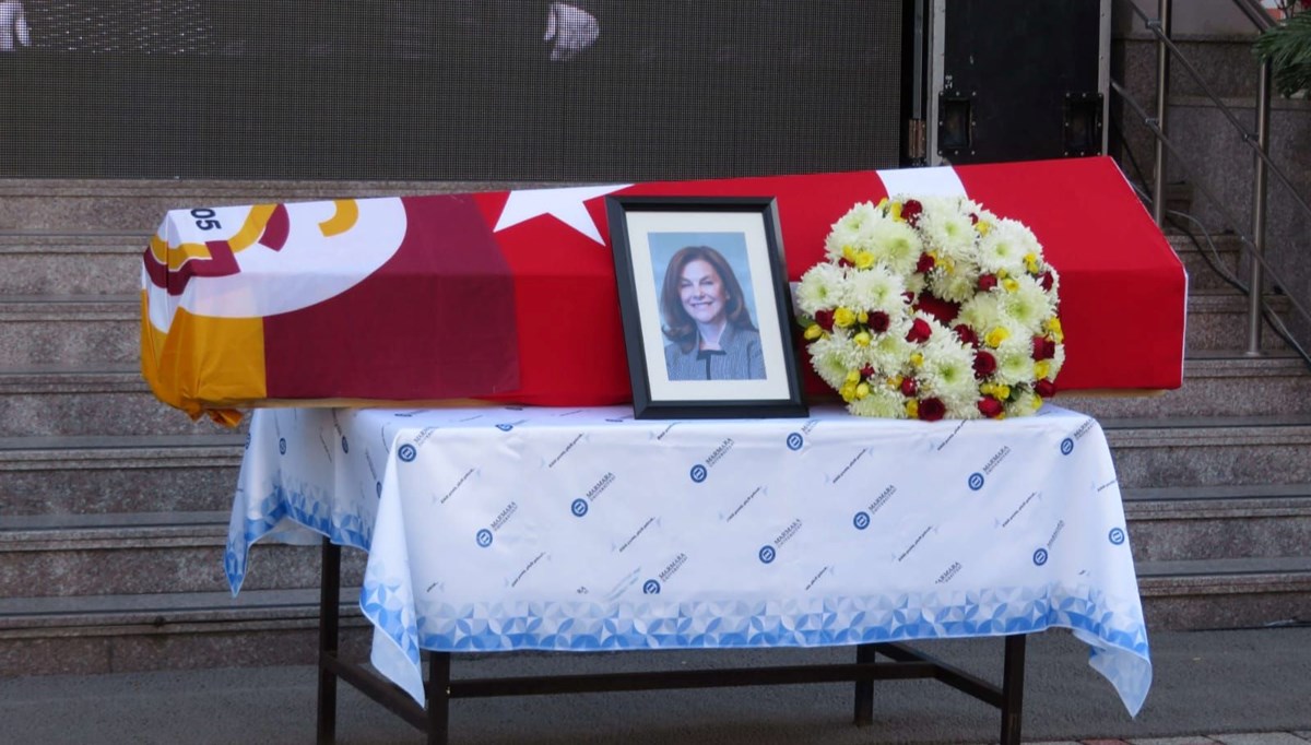 Prof. Dr. Serap Helvacı için Marmara Üniversitesi’nde tören