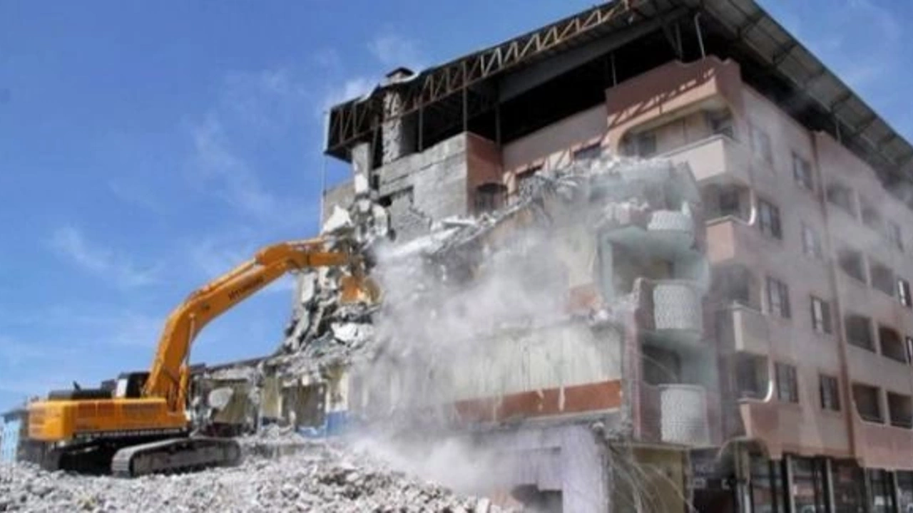 6 ŞUBAT DEPREMİN YILDÖNÜMÜNDE YÜRÜRLÜĞE GİREN KENTSEL DÖNÜŞÜM BAŞKANLIĞI YÖNETMELİĞİ